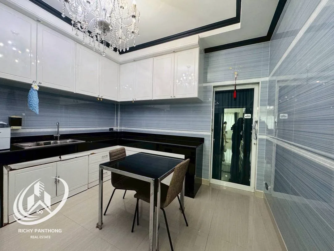 ขาย / ให้เช่า บ้านเดี่ยว 2 ชั้น โครงการหมู่บ้านแกรนด์เซ็นทรัล 4 อ.บ้านบึง จ.ชลบุรี - 6