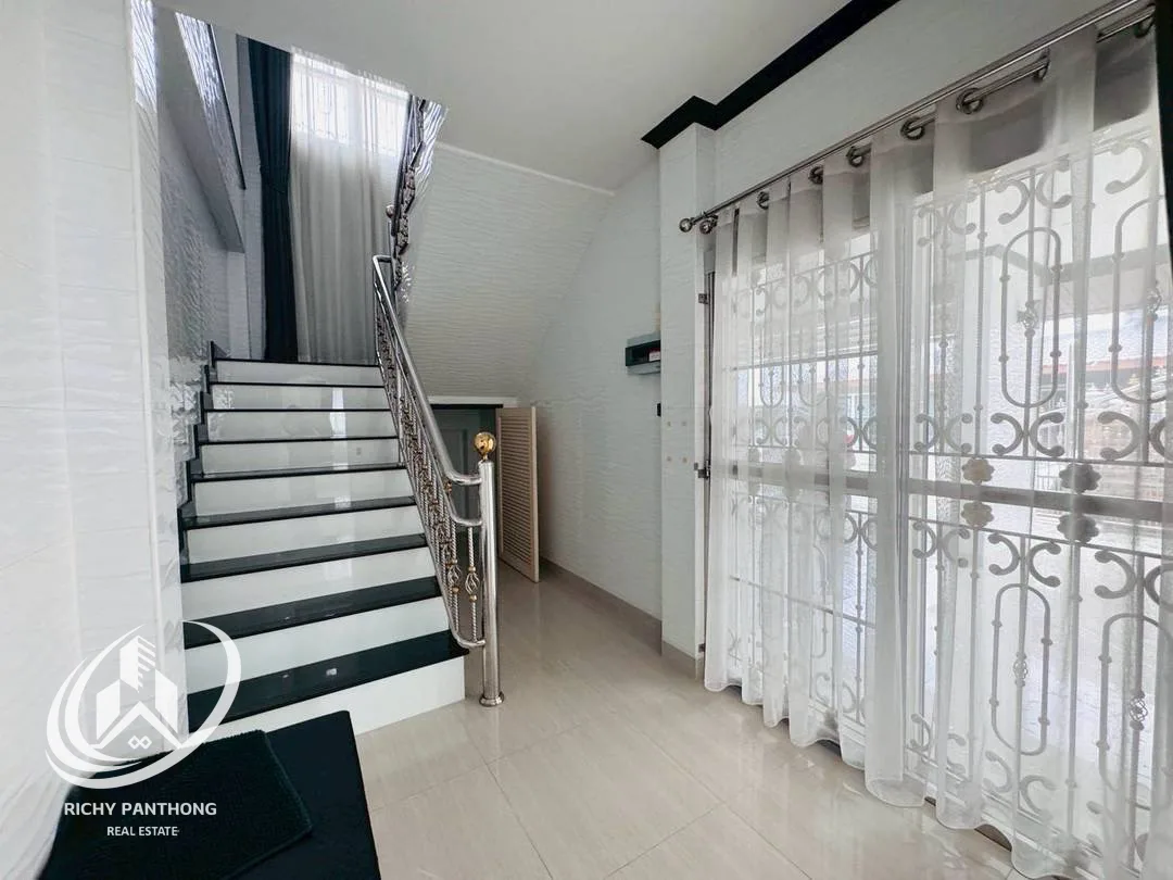 ขาย / ให้เช่า บ้านเดี่ยว 2 ชั้น โครงการหมู่บ้านแกรนด์เซ็นทรัล 4 อ.บ้านบึง จ.ชลบุรี - 8