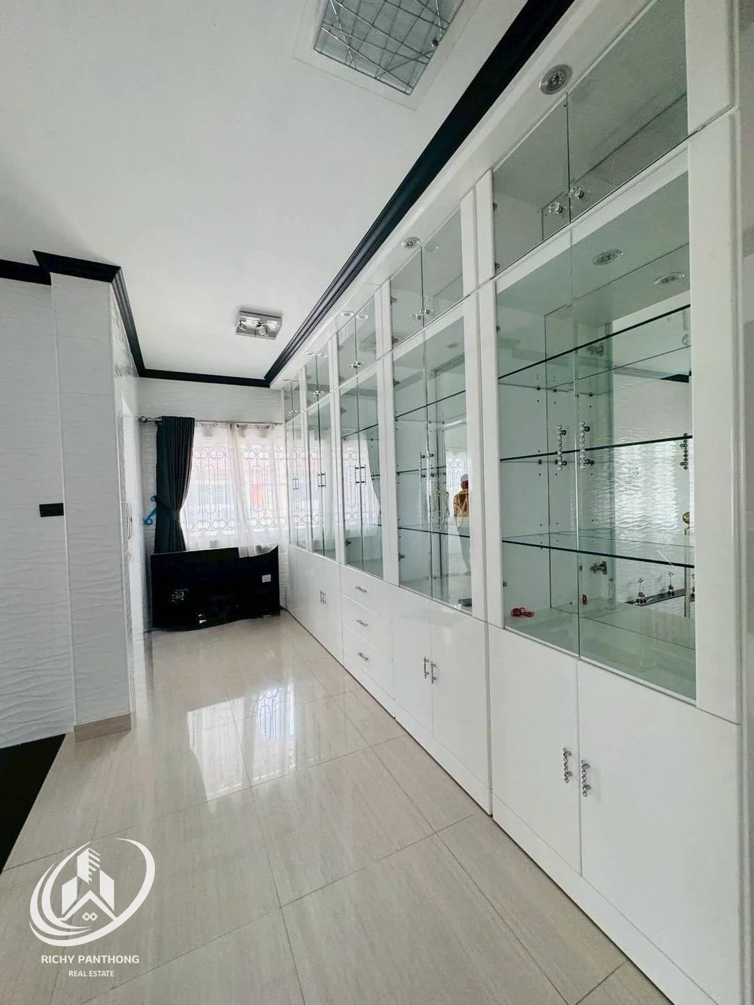 ขาย / ให้เช่า บ้านเดี่ยว 2 ชั้น โครงการหมู่บ้านแกรนด์เซ็นทรัล 4 อ.บ้านบึง จ.ชลบุรี - 13