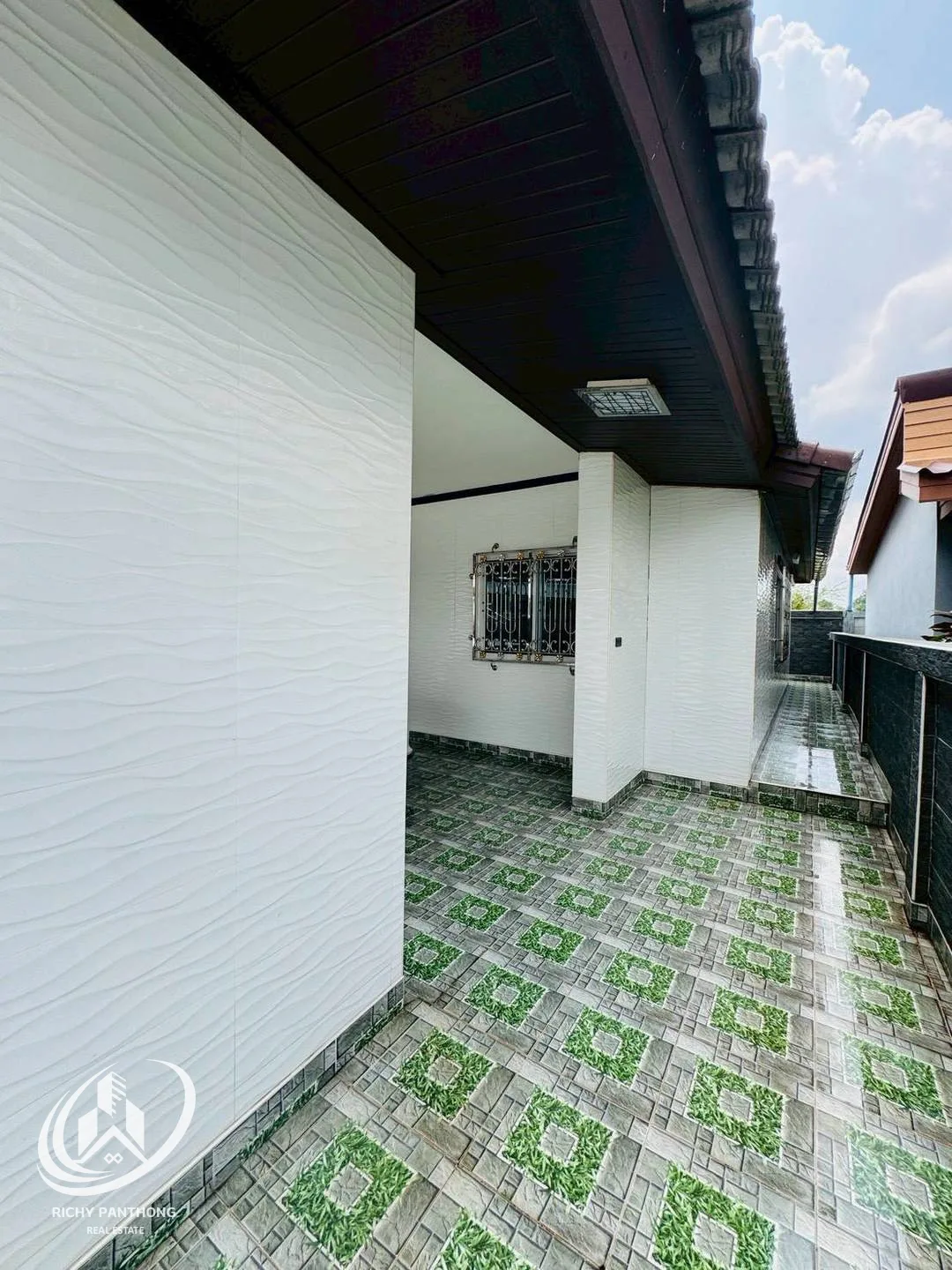 ขาย / ให้เช่า บ้านเดี่ยว 2 ชั้น โครงการหมู่บ้านแกรนด์เซ็นทรัล 4 อ.บ้านบึง จ.ชลบุรี - 18
