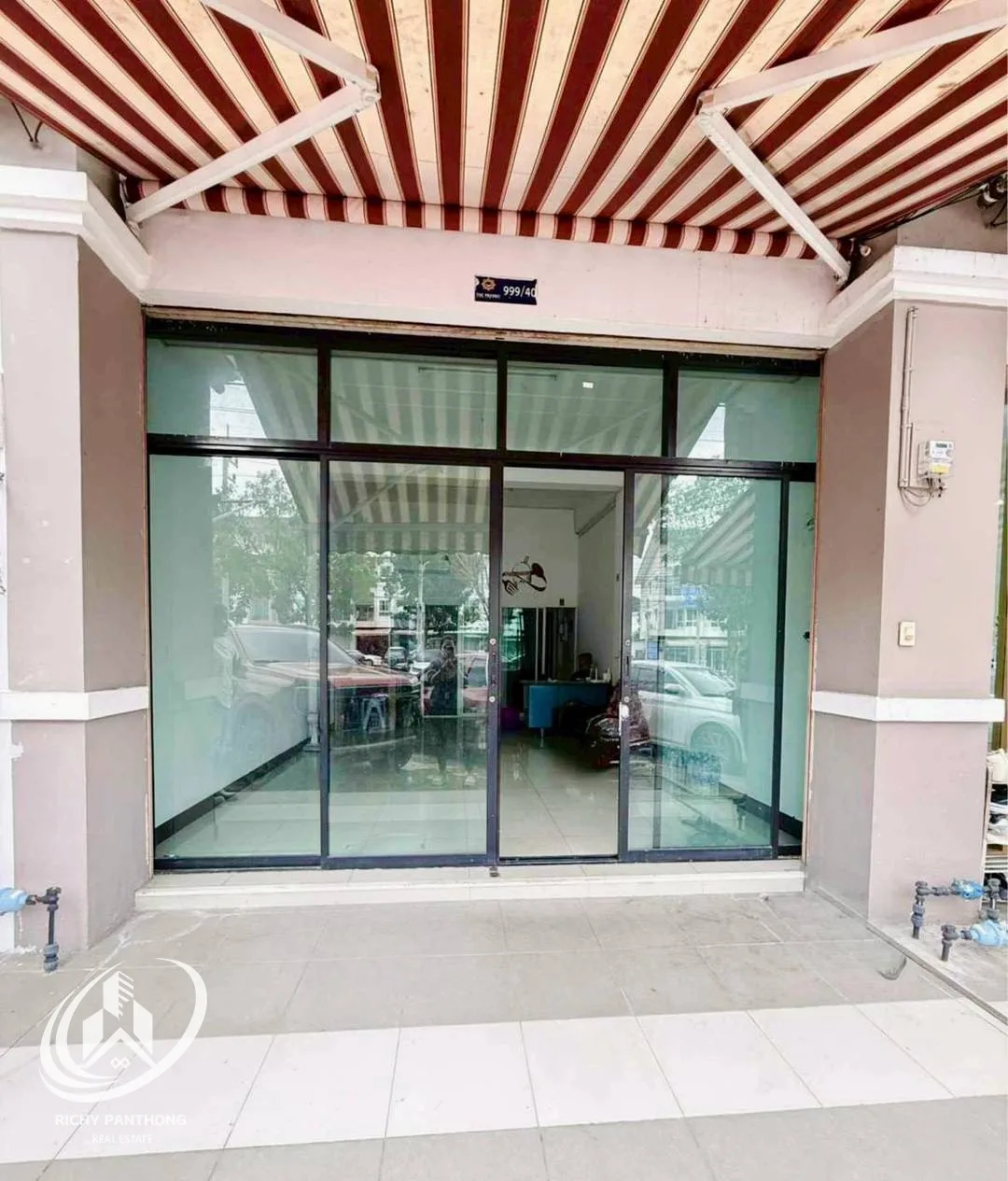 ขายอาคารพาณิชย์ 3 ชั้น (1 คูหา) โครงการพรีมิโอ เลคฮิลล์ ต.บ้านบึง อ.บ้านบึง จ.ชลบุรี - 2